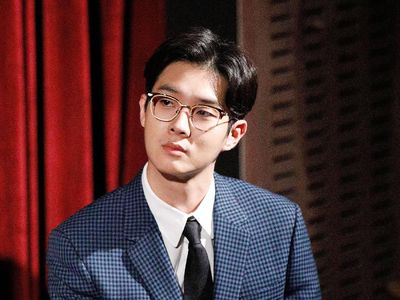 Potret Choi Woo Shik, Aktor Baby Face yang Terkenal Lewat Film Parasite