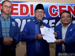 Zulkifli Hasan Resmi Daftar Sebagai Calon Ketua Umum PAN