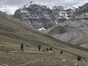 Penampakan Gunung Terakhir yang Tak Pernah Disentuh Manusia