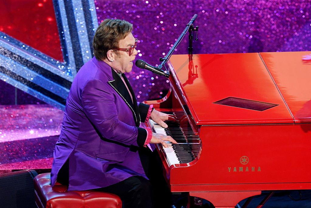 HOLLYWOOD, CALIFORNIA - FEBRUARY 09: Elton John performs onstage during the 92nd Annual Academy Awards at Dolby Theatre on February 09, 2020 in Hollywood, California. (Photo by Kevin Winter/Getty Images)
