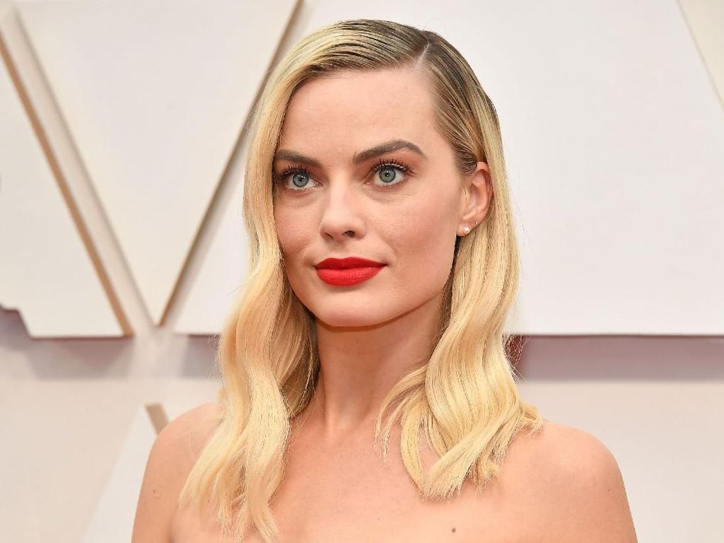 Captain Marvel dan Harley Quinn Berkilau di Oscar 2020 Captain Marvel dan Harley Quinn Berkilau di Oscar 2020