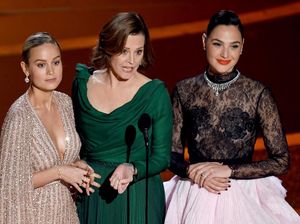 Gal Gadot dan Brie Larson Hapus DC vs Marvel Gal Gadot dan Brie Larson Hapus DC vs Marvel