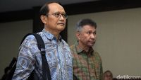 Dua Tersangka Korupsi Kondensat Rp 35 T Jalani Sidang Perdana