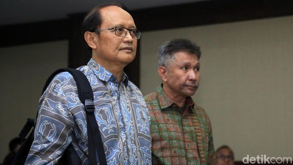 Dua Tersangka Korupsi Kondensat Rp 35 T Jalani Sidang Perdana