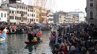 Potret Semarak Karnaval Venesia di Italia