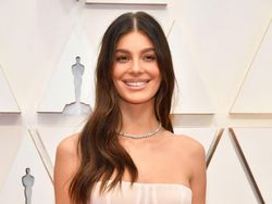 Hadir di Oscar, Leonardo DiCaprio kok Misah dengan Pacarnya?