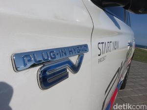 Mobil Plug-in Hybrid Tak Dapat PPnBM 0%, Ini Bedanya dengan Mobil Listrik Mobil Plug-in Hybrid Tak Dapat PPnBM 0%, Ini Bedanya dengan Mobil Listrik