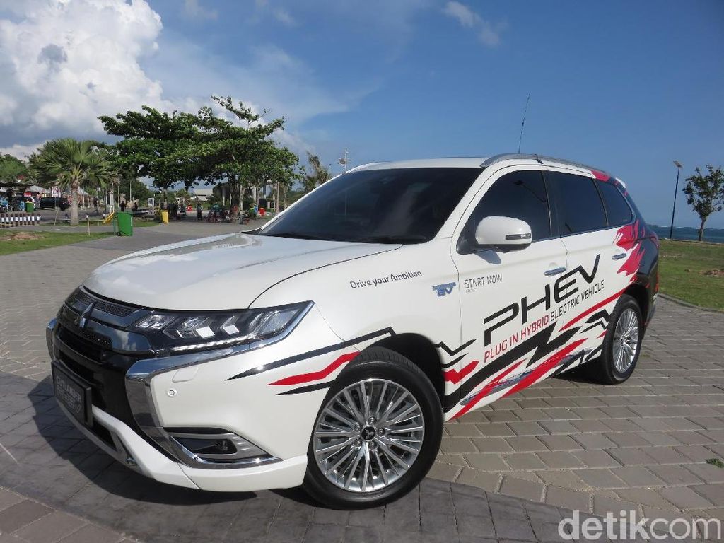 Plus Minus Mobil Hijau Rp 1,2 Miliar Mitsubishi Jelajah Lombok Plus Minus Mobil Hijau Rp 1,2 Miliar Mitsubishi Jelajah Lombok