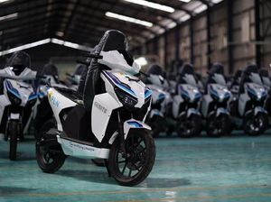 Heboh Masalah Desain Stiker Motor Listrik Gesits yang Belum Dibayar Heboh Masalah Desain Stiker Motor Listrik Gesits yang Belum Dibayar