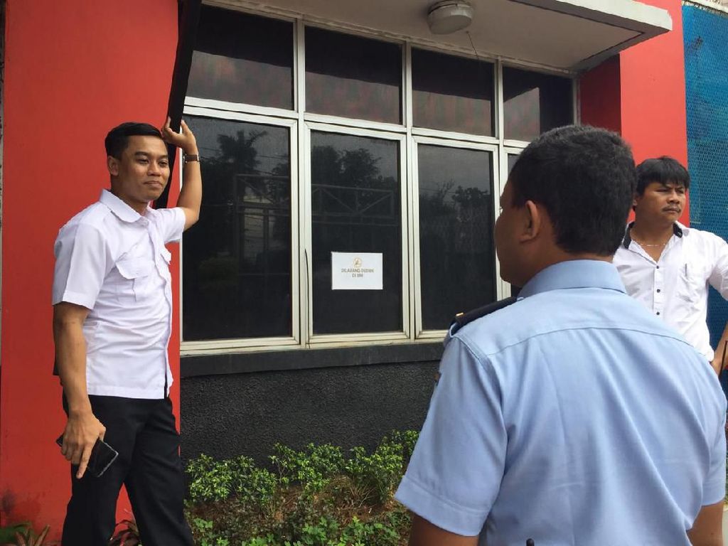Cari Petunjuk Pelaku Penembakan Rutan Cipinang, Polisi Cek CCTV Cari Petunjuk Pelaku Penembakan Rutan Cipinang, Polisi Cek CCTV