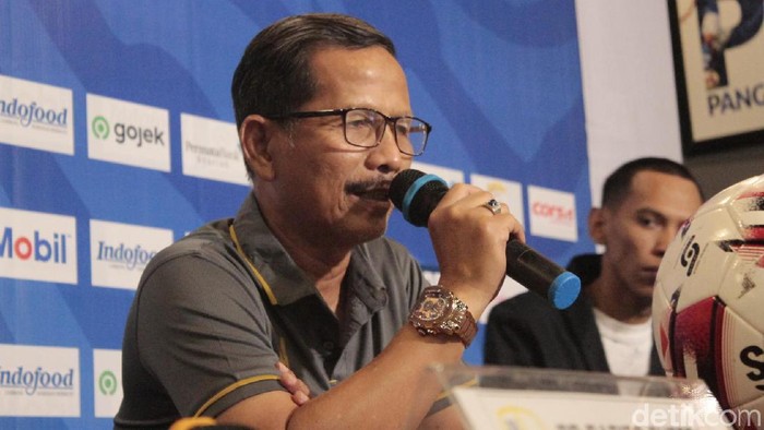 Pelatih Barito Putera Djadjang Nurdjaman