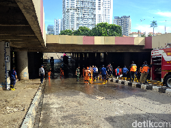 Jurus Basuki Bereskan Banjir Underpass Kemayoran