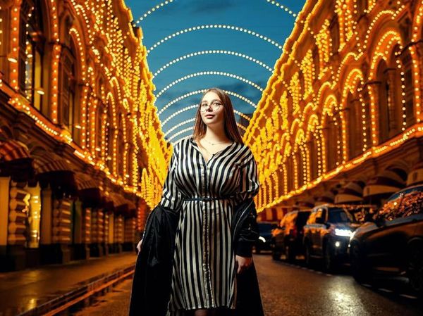 Foto: Selebgram Ini Jadi Kontroversi Pamer Dada Berukuran Tak Wajar