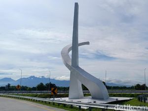 Viral Tugu Disebut Lambang Palu Arit, Blak-blakan Kepala BKPM Viral Tugu Disebut Lambang Palu Arit, Blak-blakan Kepala BKPM