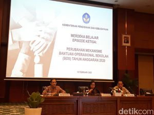 Merdeka Belajar Episode 3, Dana Bos untuk Guru Honorer Naik Jadi 50%