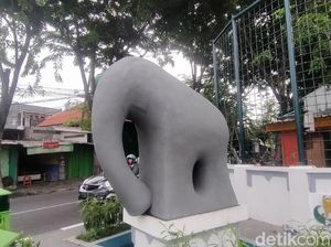Viral Patung Gajah Mungkur di Gresik, Unik dan Aneh Tapi Lucu