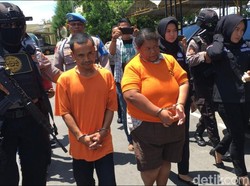 Tawarkan Threesome, Tukang Pijat dan Calo Vila Berubah Jadi Pasutri