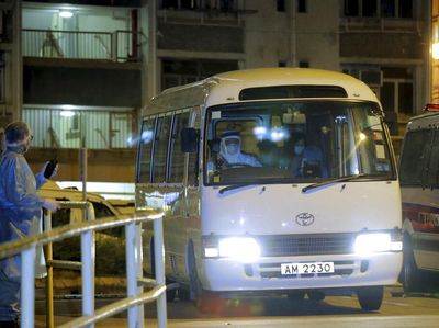 Ditemukan Kasus Corona, Penghuni Apartemen di Hong Kong Dievakuasi