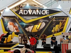 Tubuh Tegang Usai Seharian Kerja, Relakskan Pakai Kursi Pijat Ini