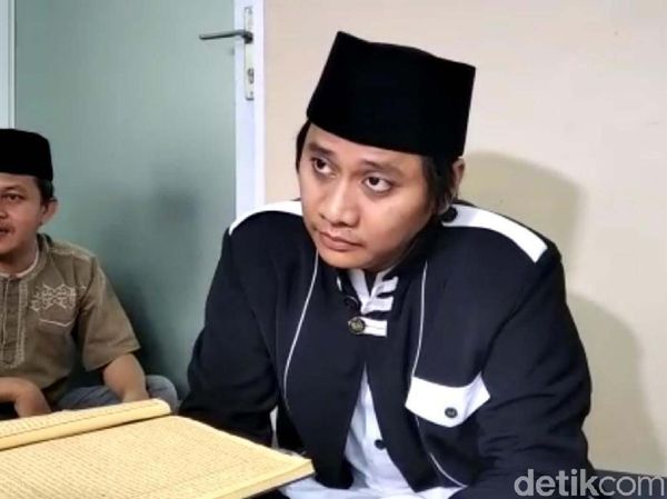 Ini Dia Suami yang Menikah Lagi Diantar Istri