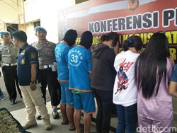 Jabar Sepekan: PSK Khusus Turis hingga Ular Weling Gigit Mati Bocah