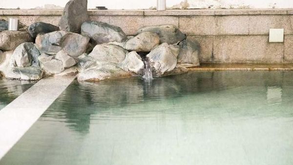 Foto-Foto Kolam Pemandian Bersama Dewa Jepang