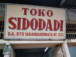 5 Toko Roti Legendaris Ini Masih Eksis, Ada yang Berusia Lebih dari 100 Tahun!