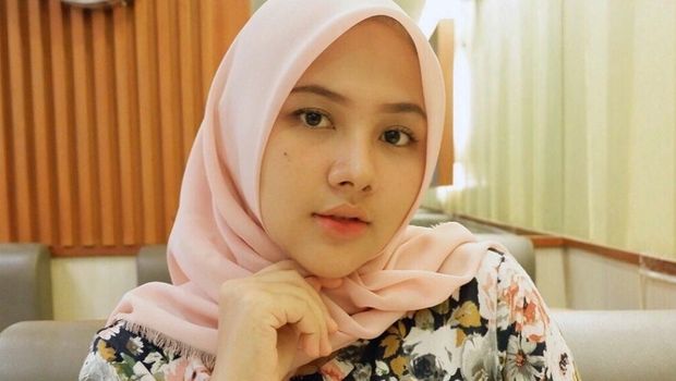Calon istri Sahrul Gunawan, Una