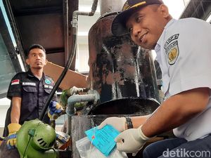 Di Tengah Hujan Deras, BNNP Jatim Musnahkan Sabu dari Malaysia