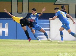 Dalam laga itu, Persib vs Barito berjalan ketat sejak babak pertama.