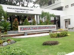 Ini Dia Alasan Foto Mahasiswi Lembaga Dakwah di UGM Diblur Versi Dekanat