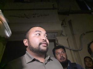Diamankan di Apartemen Pribadi, Lucinta Luna Disebut Pengacara Kooperatif Diamankan di Apartemen Pribadi, Lucinta Luna Disebut Pengacara Kooperatif