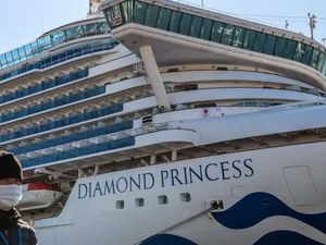 Virus Corona Mampu Bertahan 17 Hari di Kapal Pesiar Diamond Princess Virus Corona Mampu Bertahan 17 Hari di Kapal Pesiar Diamond Princess