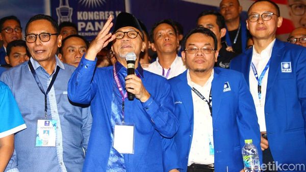 Foto: Zulkifli Hasan Kembali Pimpin PAN