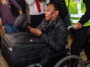 Pele: Sang Raja Kini Terpuruk dalam Depresi