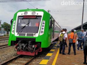 Jadwal dan Stasiun Pemberhentian KA Bandara Adi Soemarmo-Madiun Jadwal dan Stasiun Pemberhentian KA Bandara Adi Soemarmo-Madiun