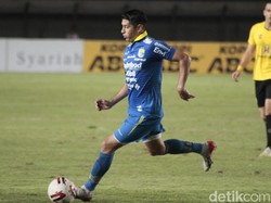 Esteban Vizcarra Bakal Pakai Nomor Keramat Persib Bandung