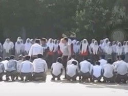 Viral Pemukulan Siswa Berujung Penonaktifan Pak Guru