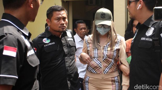 Kenali Tramadol & Riklona, Obat yang Dikonsumsi Lucinta Luna