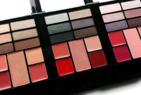 revlon eye cheek and lip palette