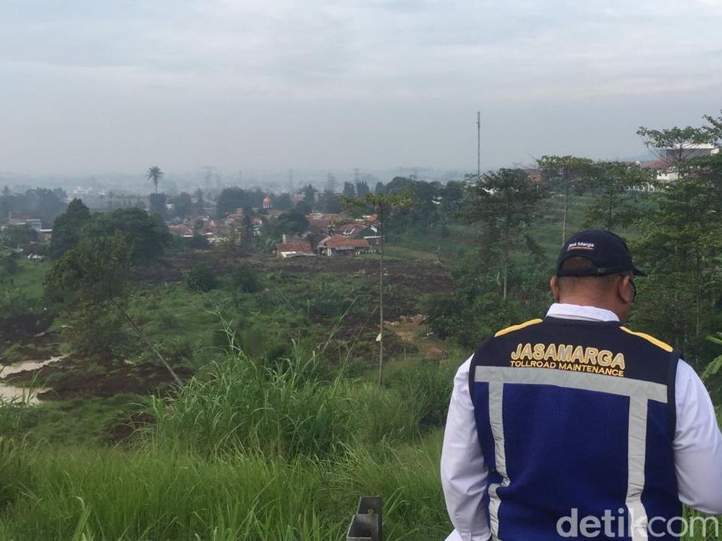 Ada Perbaikan Sisi Tol Cipuralang, Dishub Jabar Imbau Pengendara Hati-hati Ada Perbaikan Sisi Tol Cipuralang, Dishub Jabar Imbau Pengendara Hati-hati