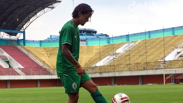 PSS Sleman Resmikan Kepindahan Irfan Bachdim