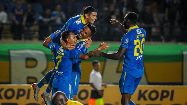 Persib Kalahkan PSS Sleman 2-0