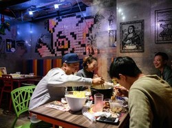 Curhat Pelayan Kapal Pesiar hingga Hot Pot yang Tularkan Virus Corona