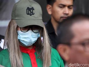 Lucinta Luna, Prilly hingga Si Pemersatu Bangsa Berlliana Lovell Lucinta Luna, Prilly hingga Si Pemersatu Bangsa Berlliana Lovell