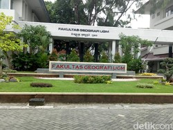 Akhirnya Terkuak, Ternyata Ini Alasan Foto Mahasiswi Pegiat Dakwah UGM Diblur