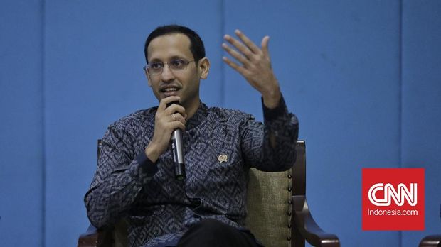Menteri Pendidikan dan Kebudayaan (Mendikbud), Nadiem Makarim memberikan keterangan pada wartawan. Jakarta, Rabu,12 Februari 2020.