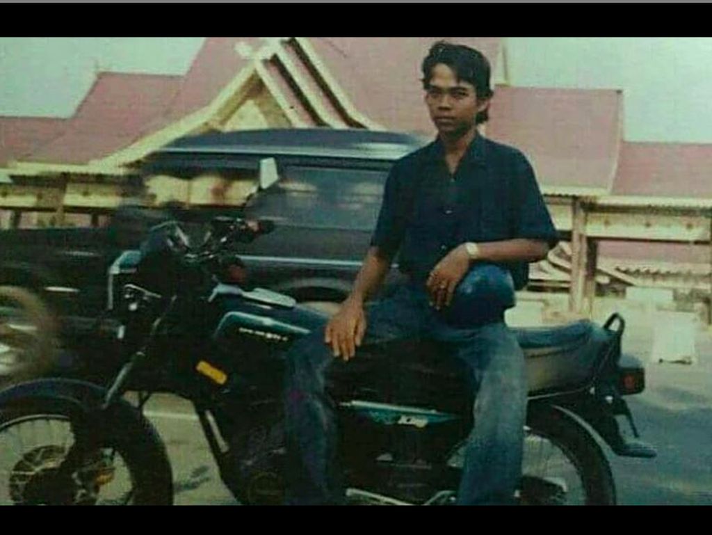 Ustaz Abdul Somad Kenang Zaman Kuliah Numpak RX King Ustaz Abdul Somad Kenang Zaman Kuliah Numpak RX King