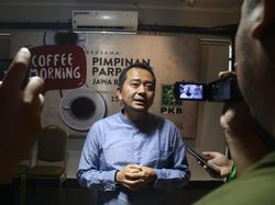 PKB: Reshuffle Kabinet Urgen Bila Psikologi Jokowi Terganggu Pembantu