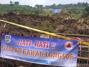 Penjelasan Jasa Marga soal Foto Longsor di Tol Cipularang yang Viral